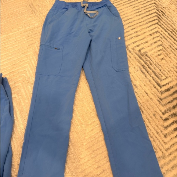 Figs bundle - Picture 3 of 3